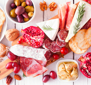 Salchichonería y quesos